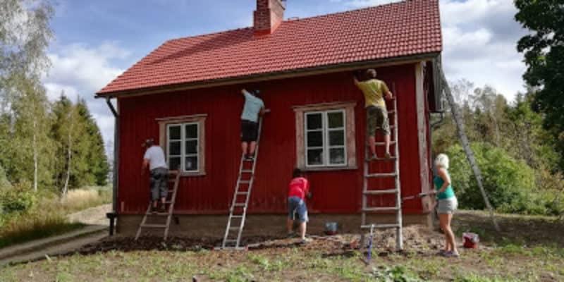 Punamultamaali - Perinteinen punamultamaali sopii talkoomaaliksikin